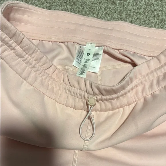 Lululemon Pink Softstrme Shorts - Picture 2 of 3